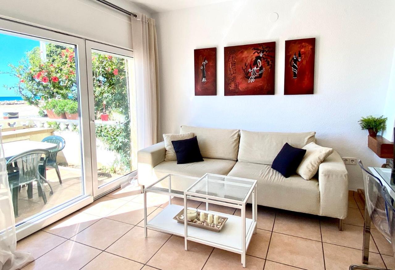 House In Front Of The Beach With Sea View Cambrils Kültér fotó